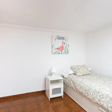 Charming House 特格斯特