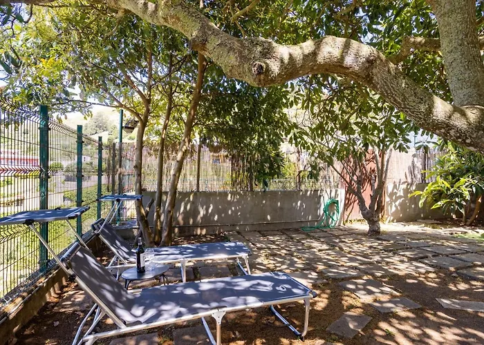 Charming House בית נופש *