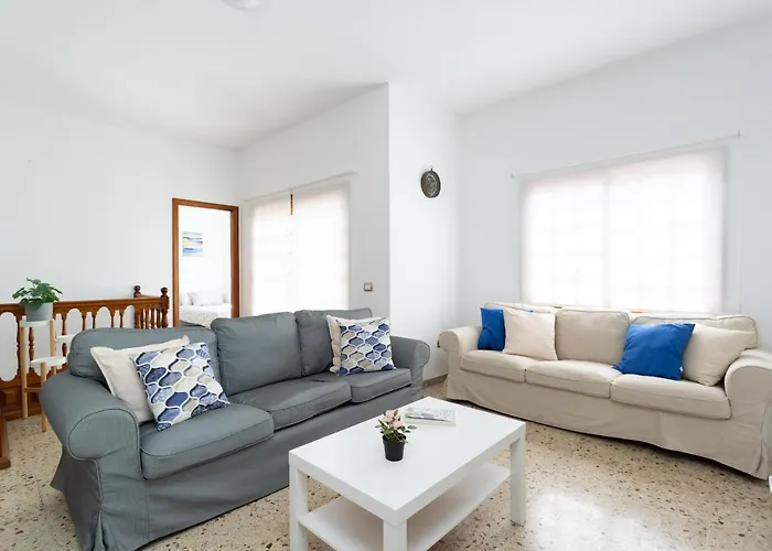 בית נופש Charming House