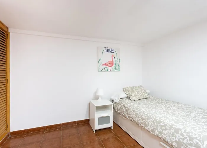 Charming House Тегесте