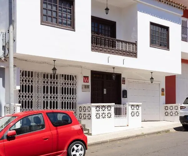 Charming House Тегесте