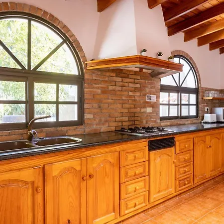 Charming House Tatil Evi Tegueste